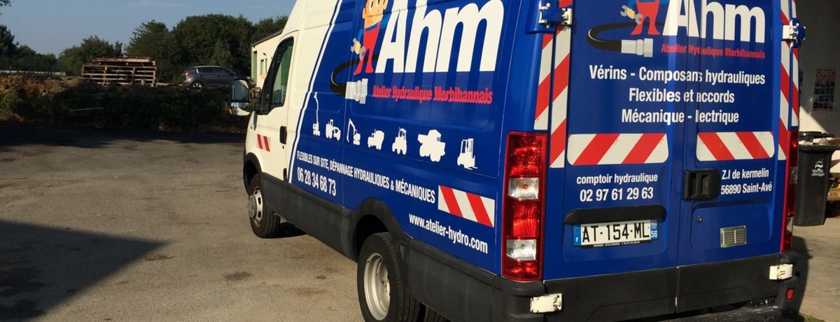 camion intervention Ahm Atelier Hydraulique Morbihannais